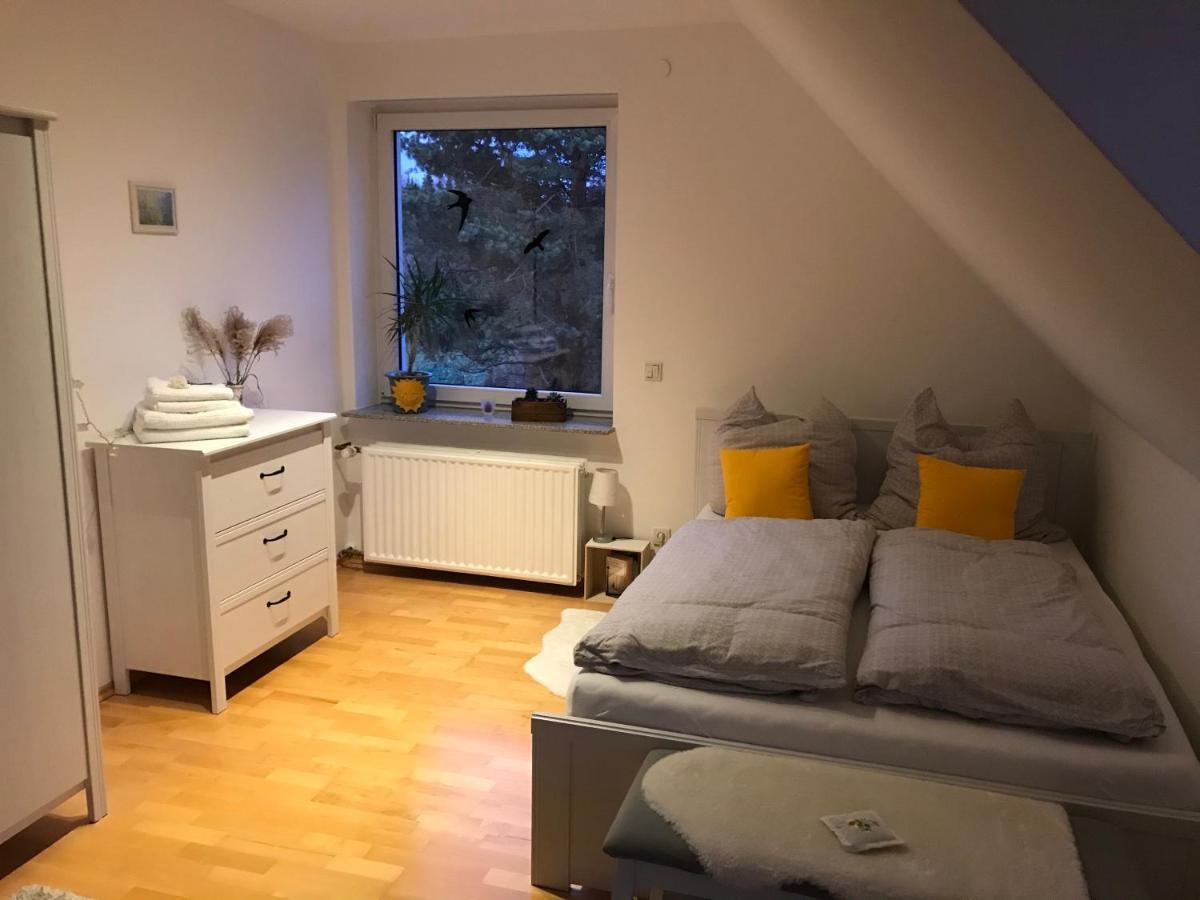 Kleine Auszeit Mit Aussicht Velbert Toenisheide Apartment Exterior foto