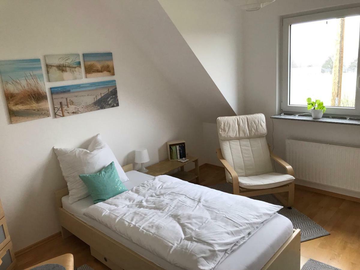 Kleine Auszeit Mit Aussicht Velbert Toenisheide Apartment Exterior foto