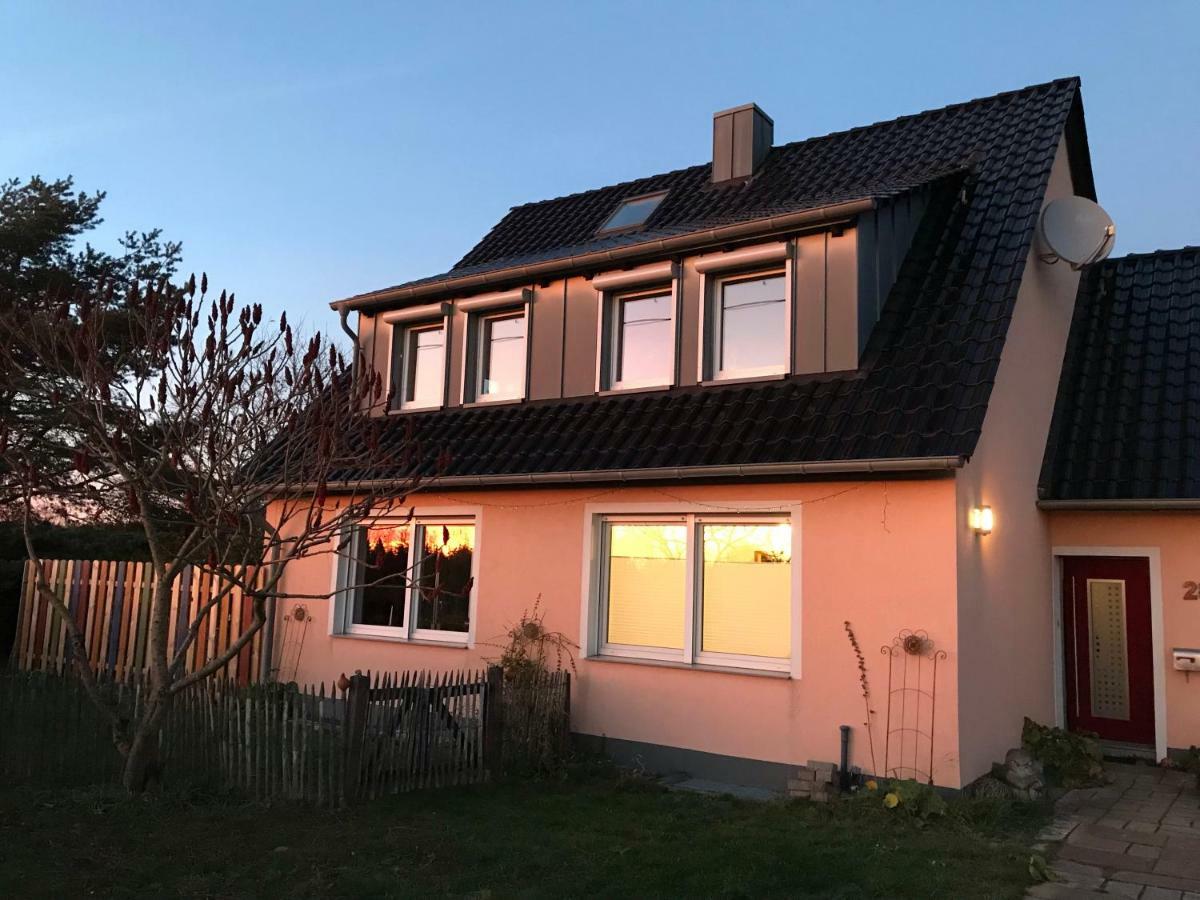 Kleine Auszeit Mit Aussicht Velbert Toenisheide Apartment Exterior foto